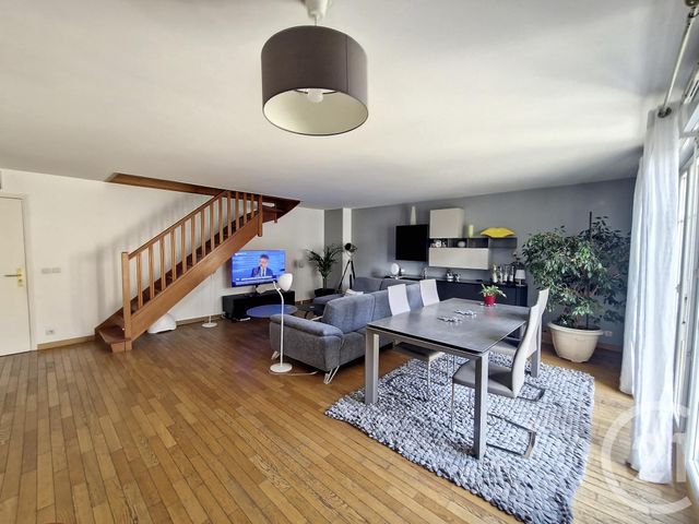 Appartement Duplex à vendre - 4 pièces - 98.3 m2 - EMERAINVILLE - 77 - ILE-DE-FRANCE - Century 21 Famidly