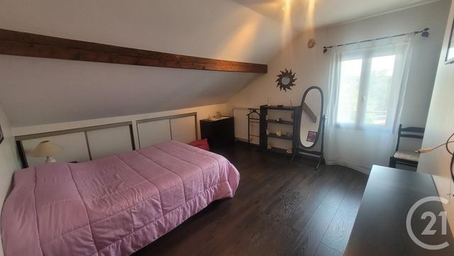Afficher la photo en grand maison à vendre - 7 pièces - 145.0 m2 - PONTAULT COMBAULT - 77 - ILE-DE-FRANCE - Century 21 Famidly