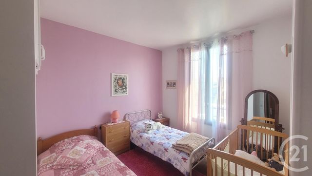 Afficher la photo en grand maison à vendre - 7 pièces - 145.0 m2 - PONTAULT COMBAULT - 77 - ILE-DE-FRANCE - Century 21 Famidly