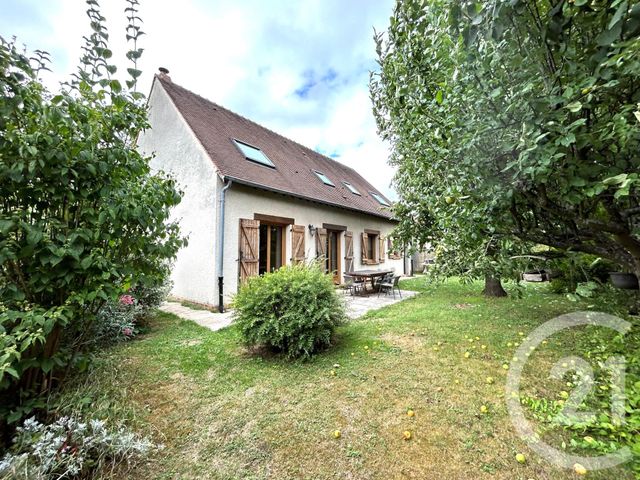 maison à vendre - 7 pièces - 140.0 m2 - PONTAULT COMBAULT - 77 - ILE-DE-FRANCE - Century 21 Famidly