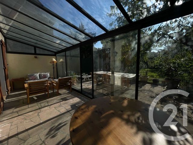 maison à vendre - 5 pièces - 120.0 m2 - PONTAULT COMBAULT - 77 - ILE-DE-FRANCE - Century 21 Famidly