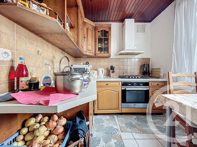 maison à vendre - 7 pièces - 142.94 m2 - PONTAULT COMBAULT - 77 - ILE-DE-FRANCE - Century 21 Famidly