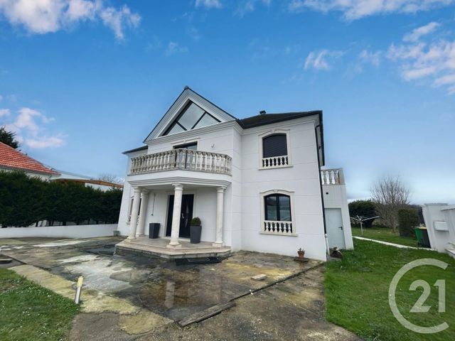 maison à vendre - 7 pièces - 280.0 m2 - PONTAULT COMBAULT - 77 - ILE-DE-FRANCE - Century 21 Famidly