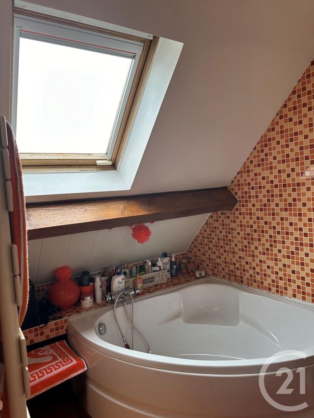 maison à vendre - 6 pièces - 100.0 m2 - PONTAULT COMBAULT - 77 - ILE-DE-FRANCE - Century 21 Famidly