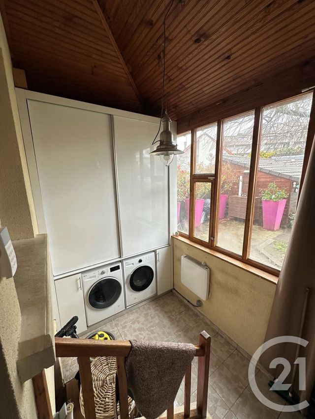 maison à vendre - 6 pièces - 100.0 m2 - PONTAULT COMBAULT - 77 - ILE-DE-FRANCE - Century 21 Famidly