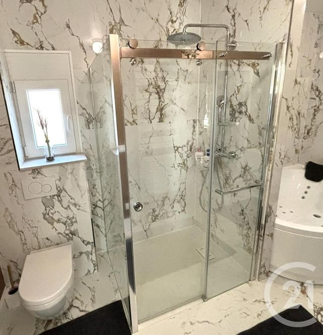 maison à vendre - 9 pièces - 194.0 m2 - LE PLESSIS TREVISE - 94 - ILE-DE-FRANCE - Century 21 Famidly