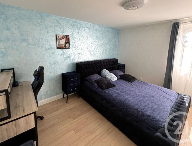 maison à vendre - 9 pièces - 194.0 m2 - LE PLESSIS TREVISE - 94 - ILE-DE-FRANCE - Century 21 Famidly