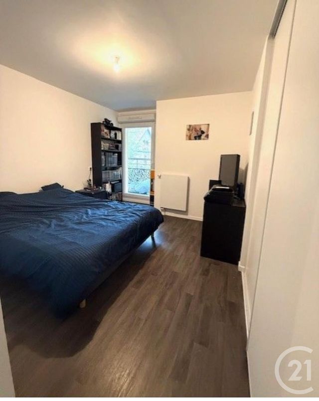 Afficher la photo en grand Appartement F3 à vendre - 3 pièces - 63.49 m2 - PONTAULT COMBAULT - 77 - ILE-DE-FRANCE - Century 21 Famidly