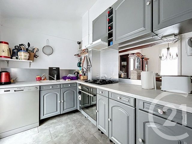 maison à vendre - 5 pièces - 100.0 m2 - PONTAULT COMBAULT - 77 - ILE-DE-FRANCE - Century 21 Famidly