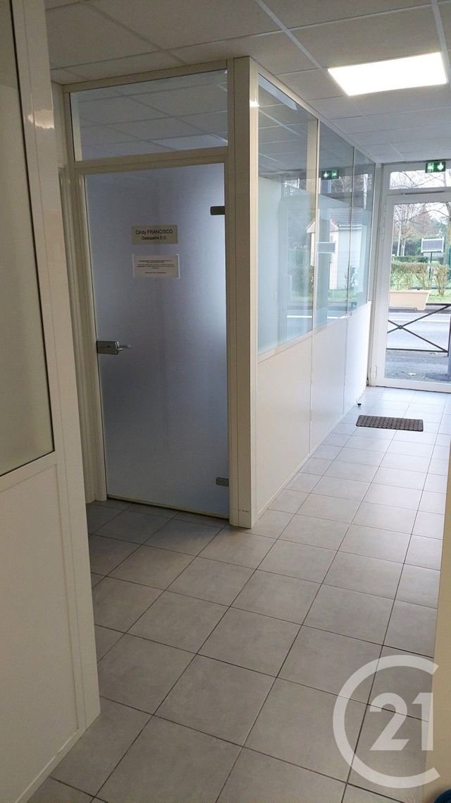 commerce à louer - 12.0 m2 - EMERAINVILLE - 77 - ILE-DE-FRANCE - Century 21 Famidly