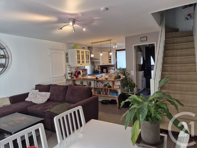 maison à vendre - 5 pièces - 92.0 m2 - PONTAULT COMBAULT - 77 - ILE-DE-FRANCE - Century 21 Famidly