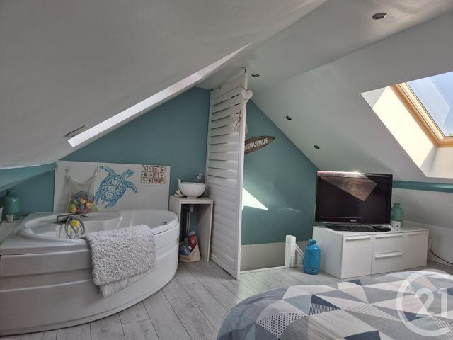 maison à vendre - 5 pièces - 92.0 m2 - PONTAULT COMBAULT - 77 - ILE-DE-FRANCE - Century 21 Famidly