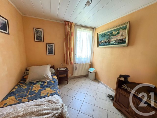 Appartement F4 à vendre - 4 pièces - 88.37 m2 - ROISSY EN BRIE - 77 - ILE-DE-FRANCE - Century 21 Famidly