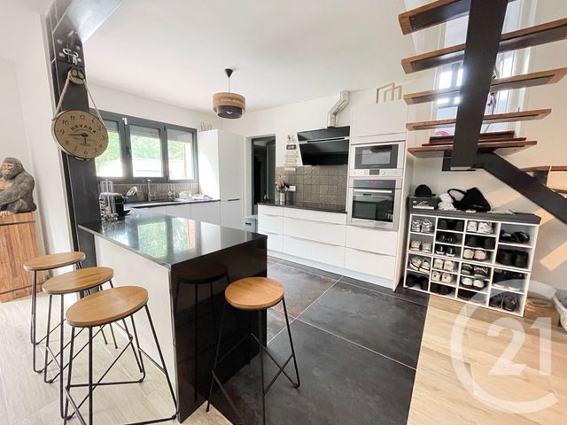 maison à vendre - 6 pièces - 102.0 m2 - ROISSY EN BRIE - 77 - ILE-DE-FRANCE - Century 21 Famidly