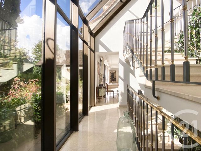 maison à vendre - 11 pièces - 681.13 m2 - PONTAULT COMBAULT - 77 - ILE-DE-FRANCE - Century 21 Famidly