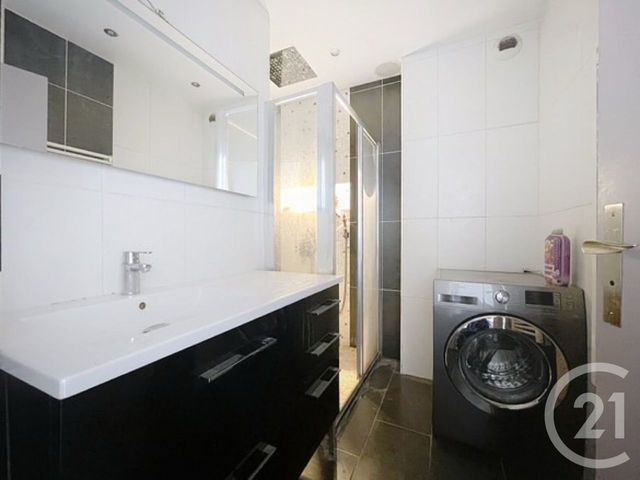 Afficher la photo en grand Appartement Duplex à vendre - 3 pièces - 55.45 m2 - PONTAULT COMBAULT - 77 - ILE-DE-FRANCE - Century 21 Famidly