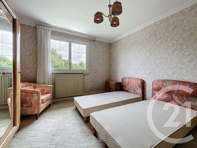 maison à vendre - 5 pièces - 141.0 m2 - PONTAULT COMBAULT - 77 - ILE-DE-FRANCE - Century 21 Famidly