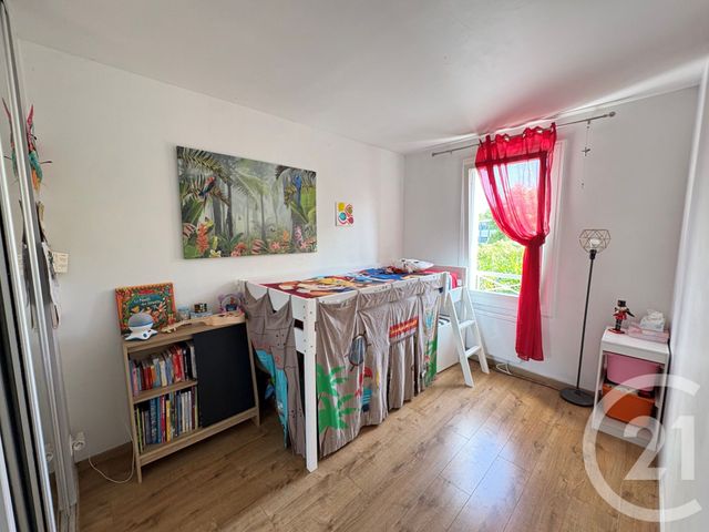 maison à vendre - 5 pièces - 92.0 m2 - EMERAINVILLE - 77 - ILE-DE-FRANCE - Century 21 Famidly