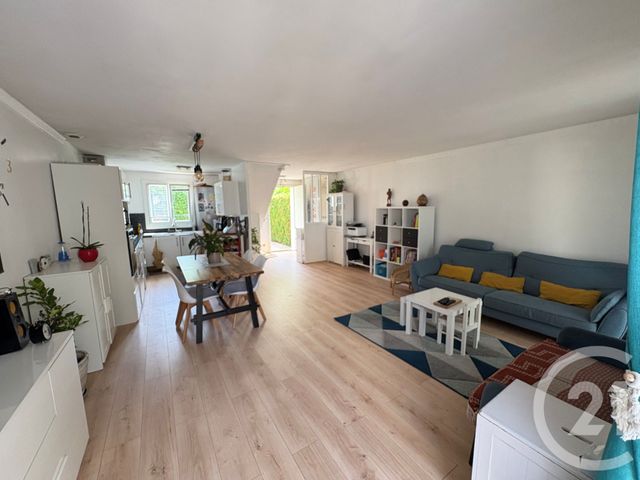 maison à vendre - 5 pièces - 92.0 m2 - EMERAINVILLE - 77 - ILE-DE-FRANCE - Century 21 Famidly