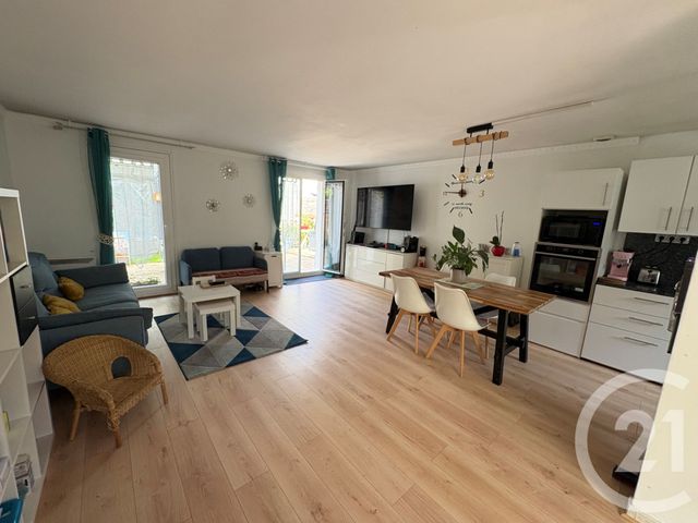 maison à vendre - 5 pièces - 92.0 m2 - EMERAINVILLE - 77 - ILE-DE-FRANCE - Century 21 Famidly