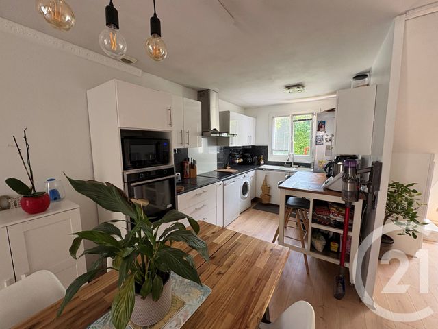 maison à vendre - 5 pièces - 92.0 m2 - EMERAINVILLE - 77 - ILE-DE-FRANCE - Century 21 Famidly