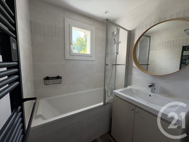 maison à vendre - 5 pièces - 92.0 m2 - EMERAINVILLE - 77 - ILE-DE-FRANCE - Century 21 Famidly