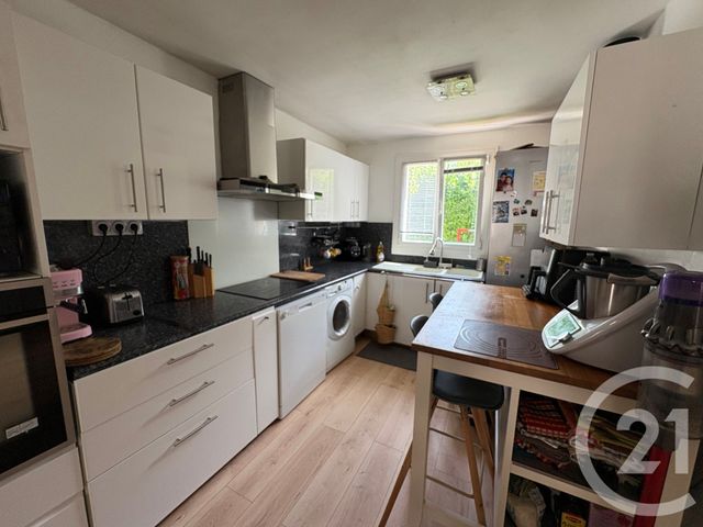 maison à vendre - 5 pièces - 92.0 m2 - EMERAINVILLE - 77 - ILE-DE-FRANCE - Century 21 Famidly