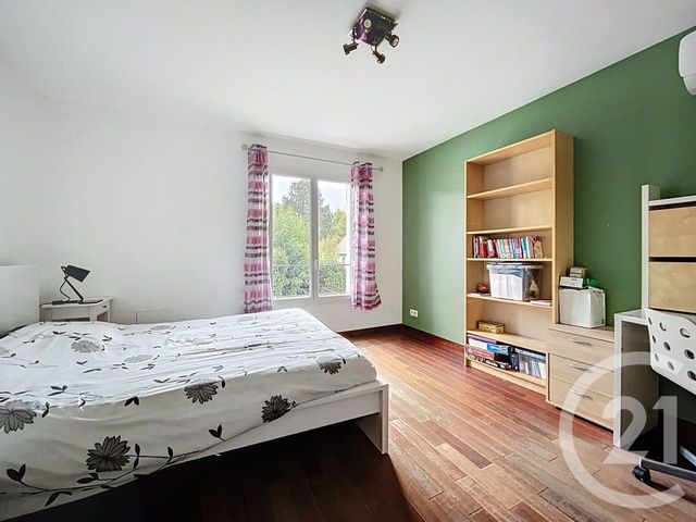 Afficher la photo en grand maison à vendre - 6 pièces - 150.88 m2 - VERNEUIL L ETANG - 77 - ILE-DE-FRANCE - Century 21 Famidly