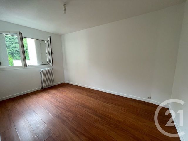 Appartement F3 à vendre - 3 pièces - 60.0 m2 - PONTAULT COMBAULT - 77 - ILE-DE-FRANCE - Century 21 Famidly
