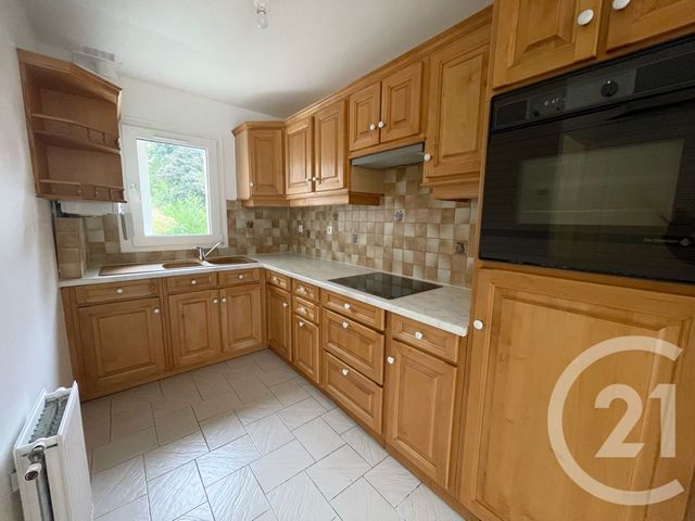 Appartement F3 à vendre - 3 pièces - 60.0 m2 - PONTAULT COMBAULT - 77 - ILE-DE-FRANCE - Century 21 Famidly