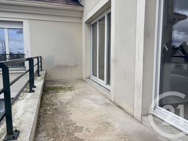 Appartement F2 à vendre - 2 pièces - 44.12 m2 - PONTAULT COMBAULT - 77 - ILE-DE-FRANCE - Century 21 Famidly
