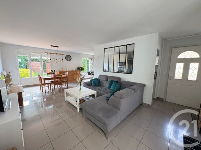 maison à vendre - 7 pièces - 118.41 m2 - EMERAINVILLE - 77 - ILE-DE-FRANCE - Century 21 Famidly