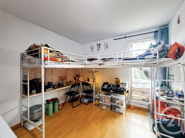 Appartement F3 à vendre - 3 pièces - 75.0 m2 - PONTAULT COMBAULT - 77 - ILE-DE-FRANCE - Century 21 Famidly