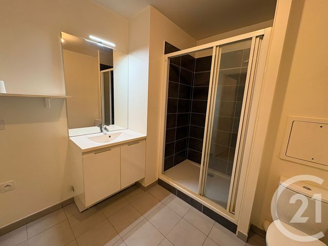 Appartement F2 à vendre - 2 pièces - 42.06 m2 - PONTAULT COMBAULT - 77 - ILE-DE-FRANCE - Century 21 Famidly