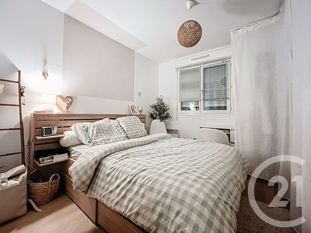 Appartement F2 à vendre - 2 pièces - 44.29 m2 - LE PLESSIS TREVISE - 94 - ILE-DE-FRANCE - Century 21 Famidly