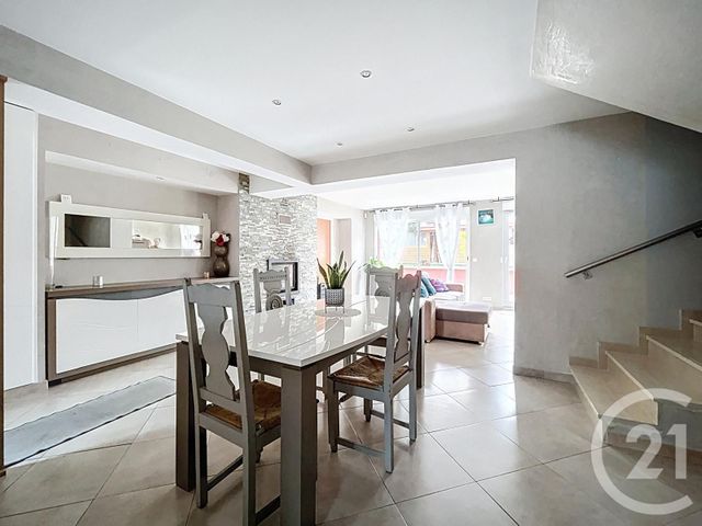 maison à vendre - 7 pièces - 190.0 m2 - CHAMPIGNY SUR MARNE - 94 - ILE-DE-FRANCE - Century 21 Famidly