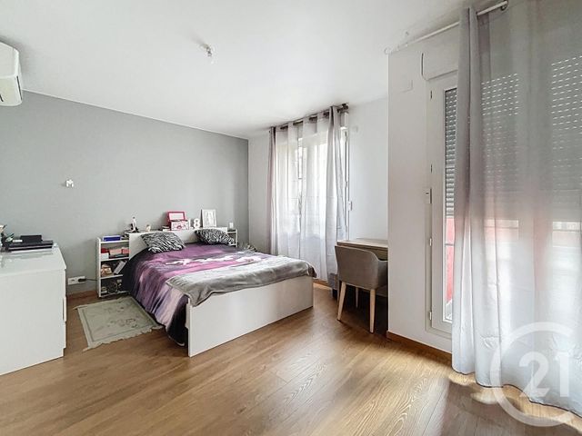 maison à vendre - 7 pièces - 190.0 m2 - CHAMPIGNY SUR MARNE - 94 - ILE-DE-FRANCE - Century 21 Famidly