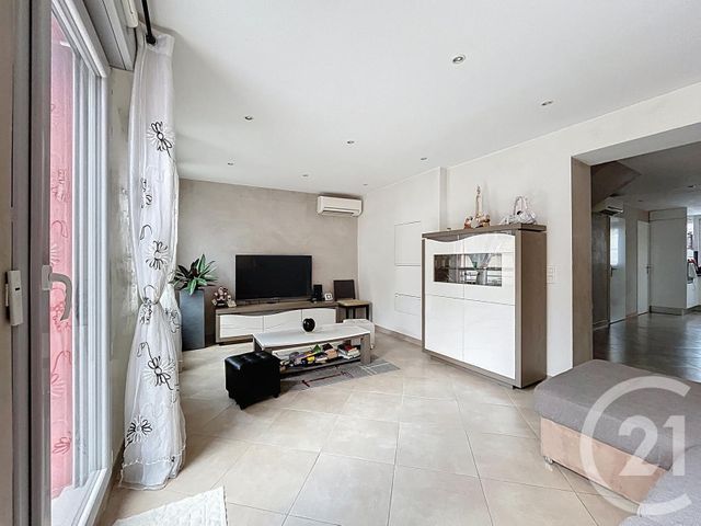 maison à vendre - 7 pièces - 190.0 m2 - CHAMPIGNY SUR MARNE - 94 - ILE-DE-FRANCE - Century 21 Famidly