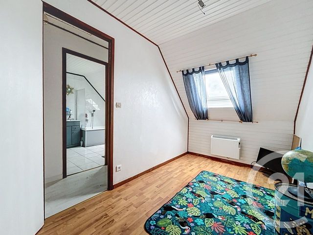 maison à vendre - 4 pièces - 76.0 m2 - PONTAULT COMBAULT - 77 - ILE-DE-FRANCE - Century 21 Famidly