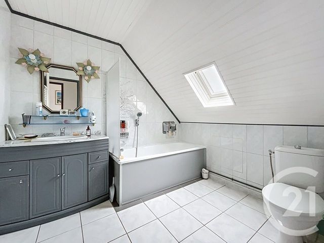 maison à vendre - 4 pièces - 76.0 m2 - PONTAULT COMBAULT - 77 - ILE-DE-FRANCE - Century 21 Famidly