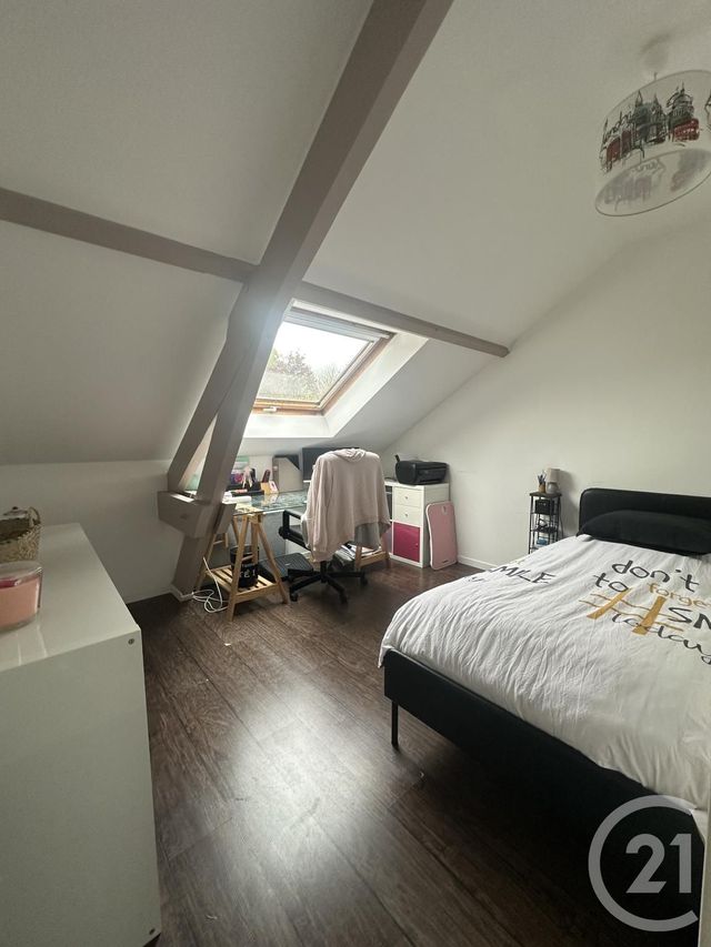 maison à vendre - 6 pièces - 150.0 m2 - PONTAULT COMBAULT - 77 - ILE-DE-FRANCE - Century 21 Famidly