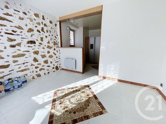 maison à vendre - 5 pièces - 98.0 m2 - PONTAULT COMBAULT - 77 - ILE-DE-FRANCE - Century 21 Famidly