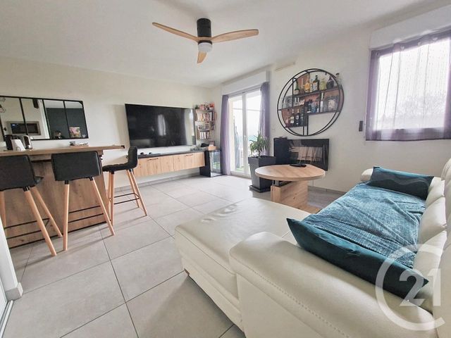 Appartement F2 à vendre - 2 pièces - 48.54 m2 - VILLIERS SUR MARNE - 94 - ILE-DE-FRANCE - Century 21 Famidly