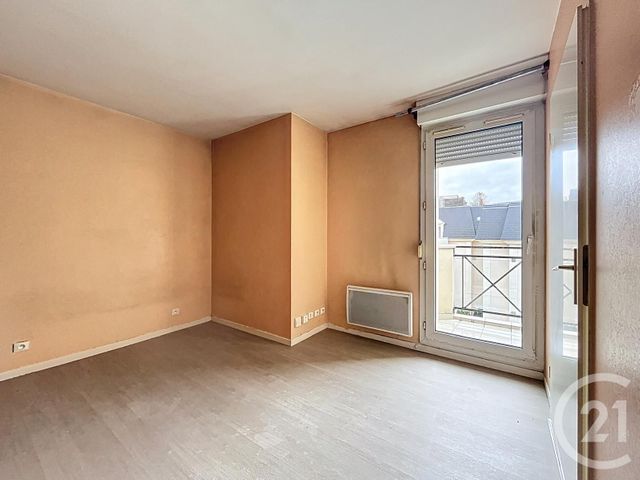 Appartement T1 à vendre - 1 pièce - 33.24 m2 - PONTAULT COMBAULT - 77 - ILE-DE-FRANCE - Century 21 Famidly