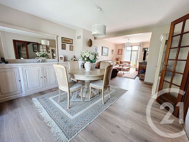 maison à vendre - 5 pièces - 120.0 m2 - PONTAULT COMBAULT - 77 - ILE-DE-FRANCE - Century 21 Famidly