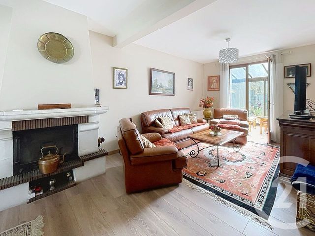 maison à vendre - 5 pièces - 120.0 m2 - PONTAULT COMBAULT - 77 - ILE-DE-FRANCE - Century 21 Famidly