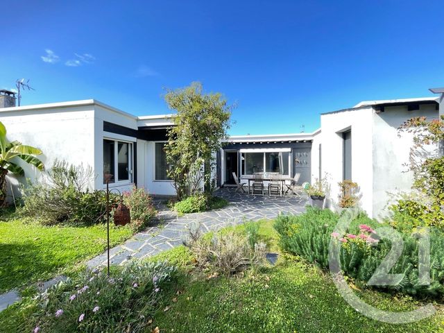 maison à vendre - 6 pièces - 134.0 m2 - OZOIR LA FERRIERE - 77 - ILE-DE-FRANCE - Century 21 Famidly