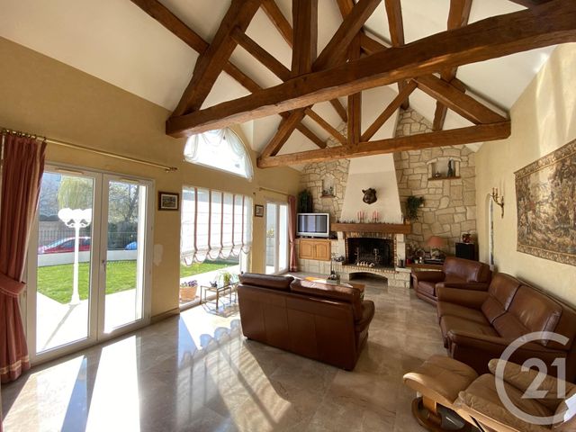 maison à vendre - 7 pièces - 211.83 m2 - LE PLESSIS TREVISE - 94 - ILE-DE-FRANCE - Century 21 Famidly