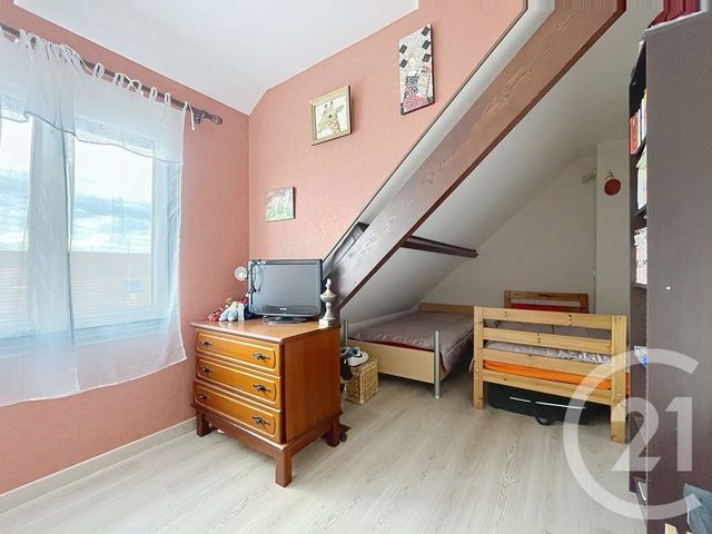 maison à vendre - 6 pièces - 153.18 m2 - PONTAULT COMBAULT - 77 - ILE-DE-FRANCE - Century 21 Famidly