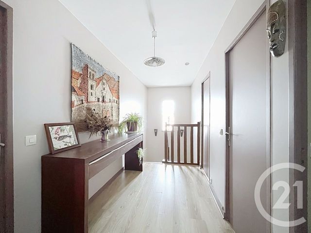 maison à vendre - 6 pièces - 153.18 m2 - PONTAULT COMBAULT - 77 - ILE-DE-FRANCE - Century 21 Famidly